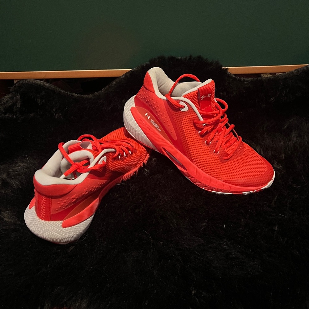 Under Armour Tennis Shoes